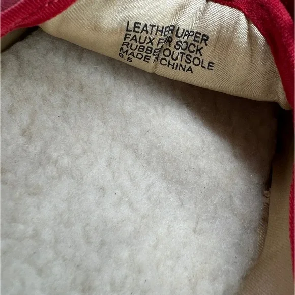 BIRDIES Red Cardinal Suede Flat Womens 9.5 Kiltie Fringe Faux Fur Lined Loafer - Picture 7 of 14